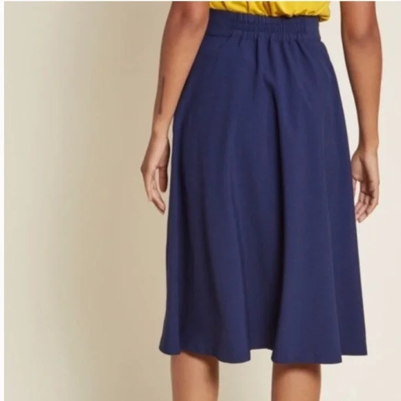 NWOT ModCloth Navy Blue White Trim Midi Skirt New - Picture 4 of 7
